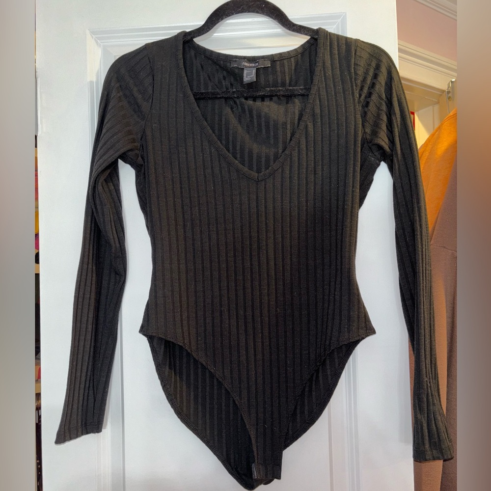 Black long sleeve body suit from forever 21